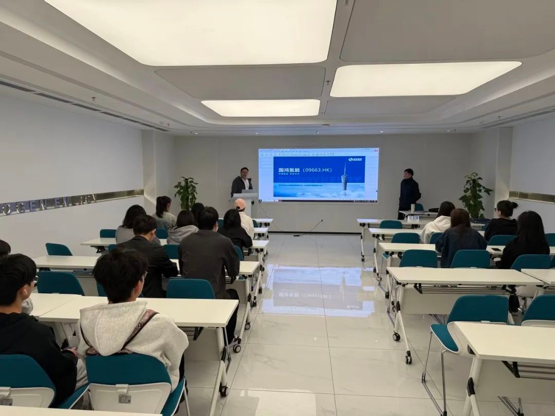 教育科技融合發展 學校獲批“新能源材料與器件”本科專業引領技術開發新篇章